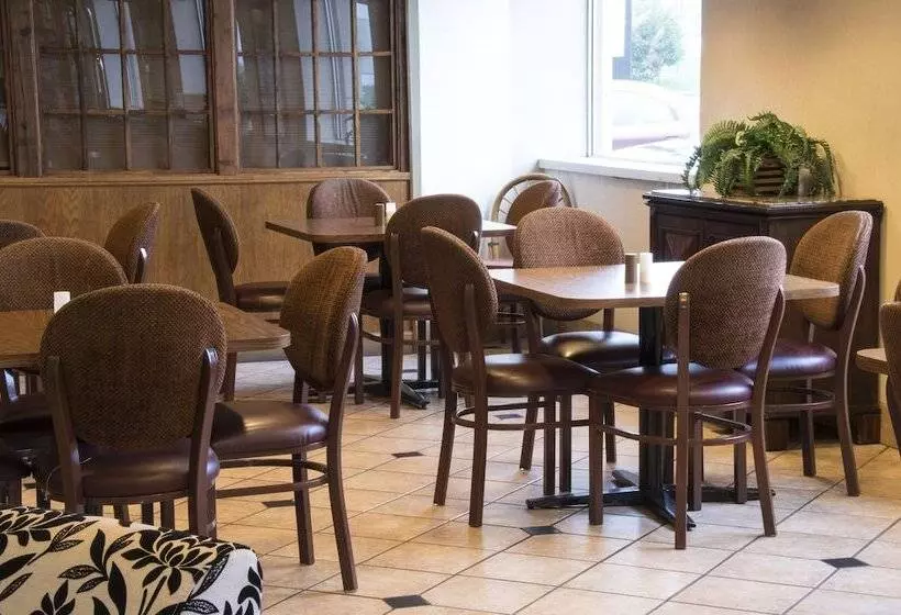 هتل Lamplighter Inn And Suites  North