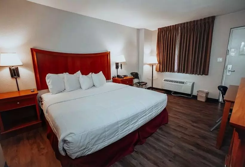 هتل Lamplighter Inn And Suites  North