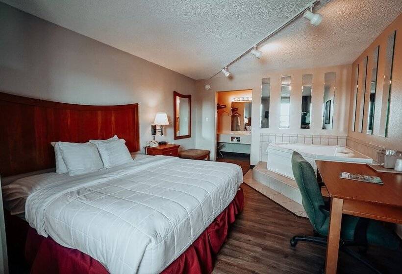 Hotel Lamplighter Inn And Suites  North