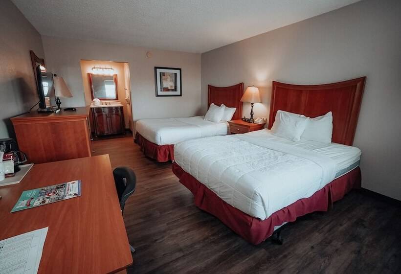 Hotel Lamplighter Inn And Suites  North