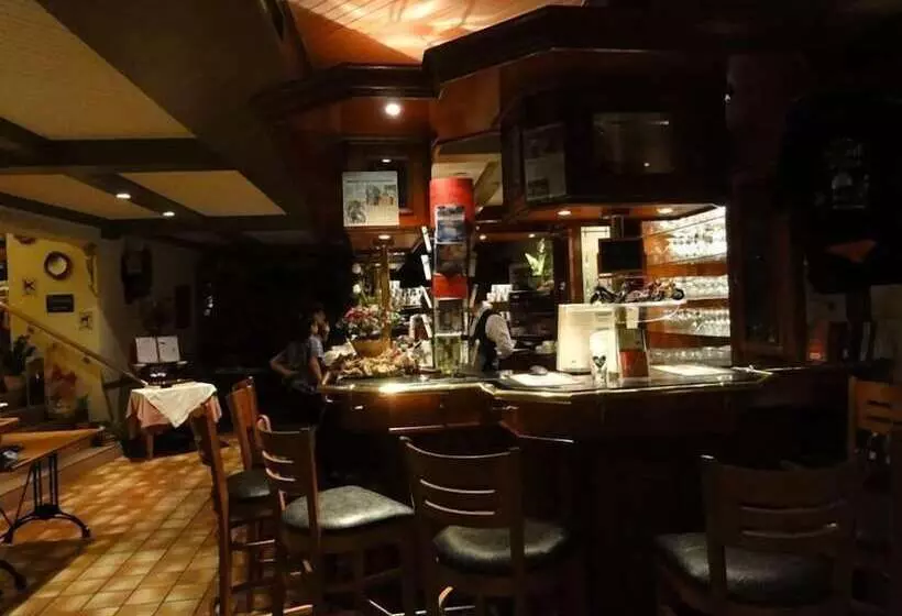 Logis Gourmet & Relax Hotel De La Sure