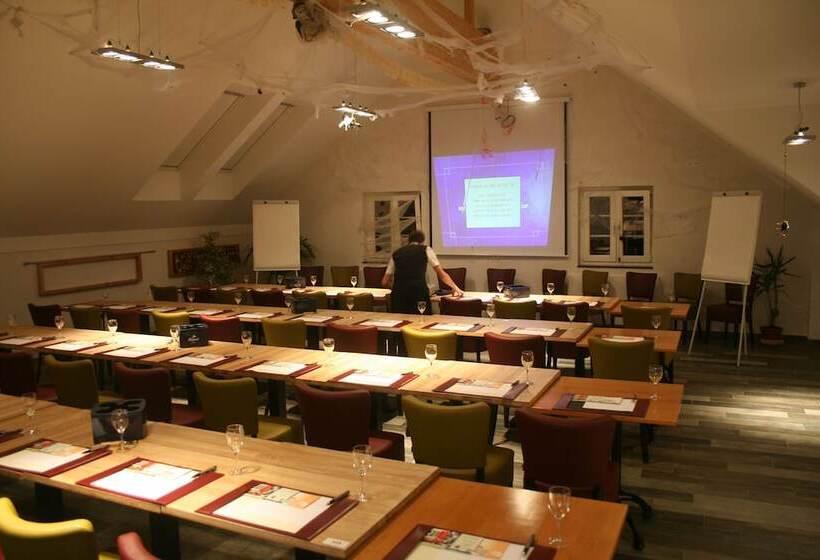 Logis Gourmet & Relax Hotel De La Sure