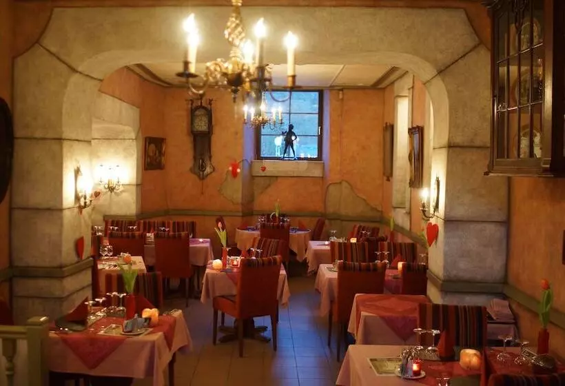 Logis Gourmet & Relax Hotel De La Sure