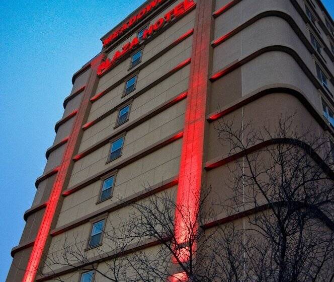 فندق Meadowlands Plaza