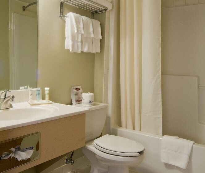 فندق Meadowlands Plaza