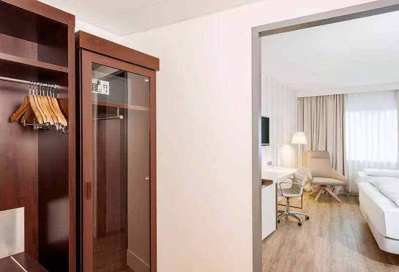 فندق NH Dusseldorf City Nord