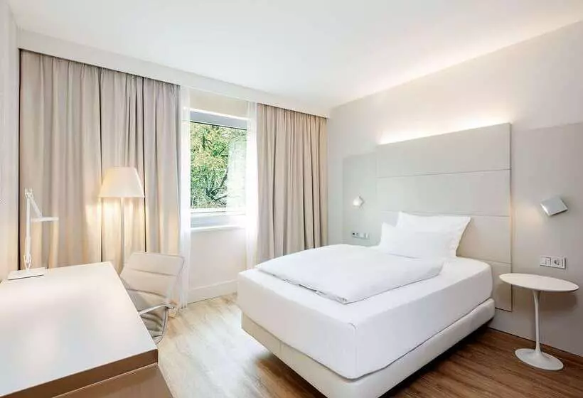 فندق NH Dusseldorf City Nord
