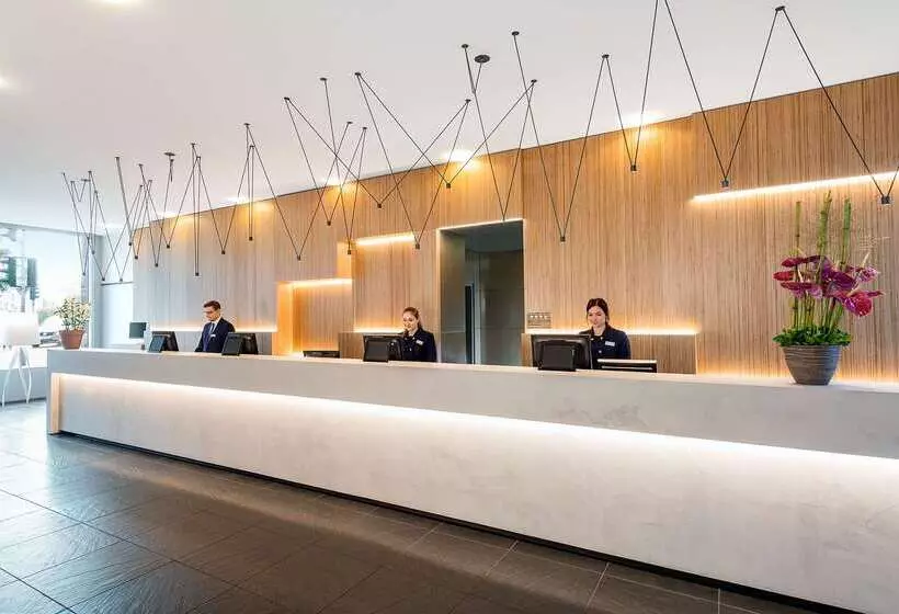 فندق NH Dusseldorf City Nord