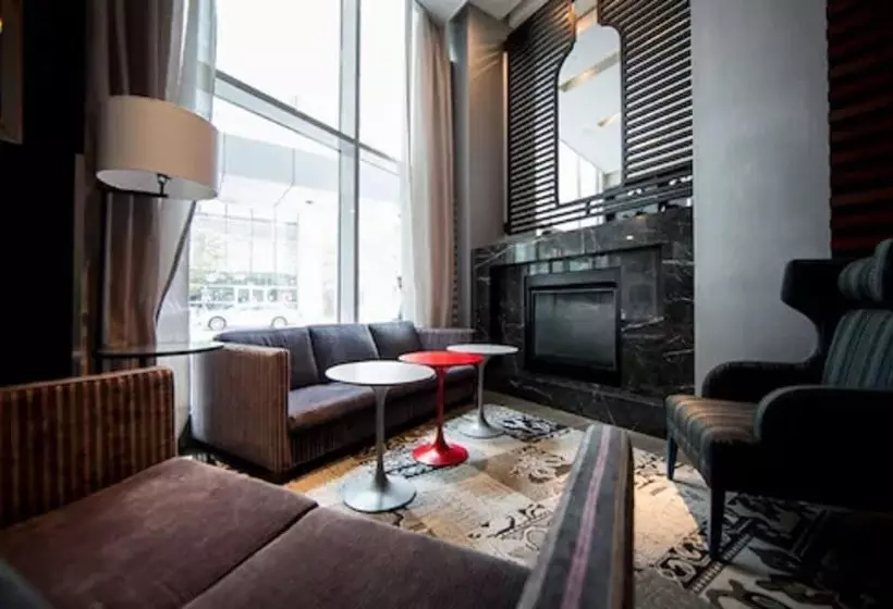 Pantages Hotel Toronto Centre