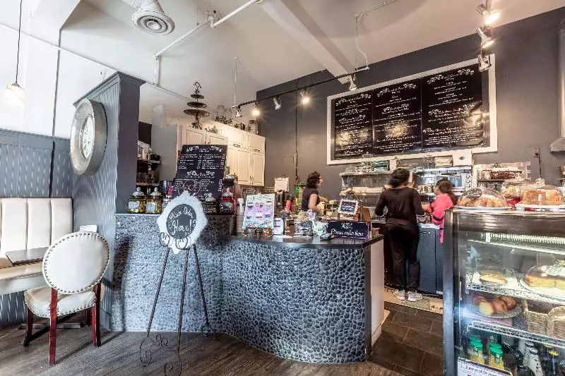 Prestige Harbourfront Resort, Worldhotels Luxury