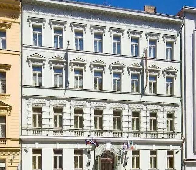 Hotel Raffaello Prague