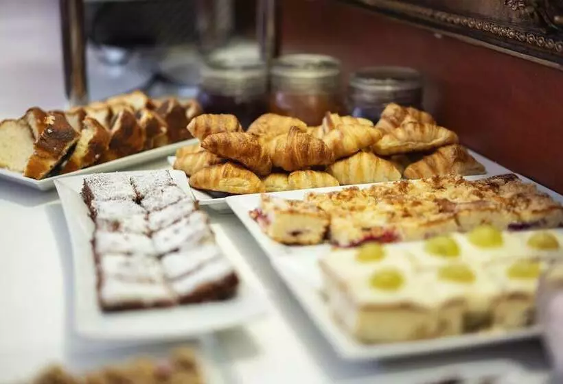 Hotel Raffaello Prague