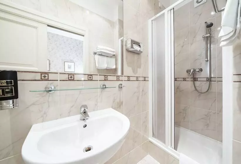 Hotel Raffaello Prague