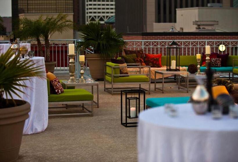 فندق Renaissance New Orleans Arts Warehouse District