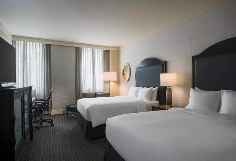 هتل Renaissance New Orleans Arts Warehouse District