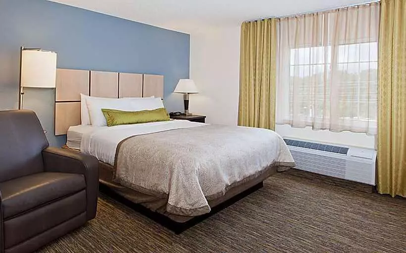 Отель Sonesta Simply Suites Parsippany Morris Plains