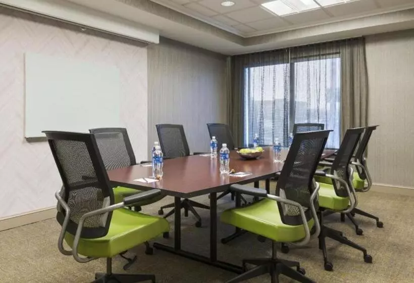 בית מלון כפרי Springhill Suites Mishawaka University Area