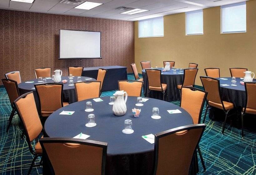 Отель Springhill Suites By Marriott Philadelphia Willow Grove