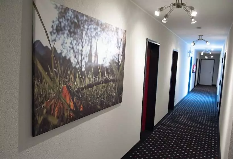 هتل Uhu Garni  Superior