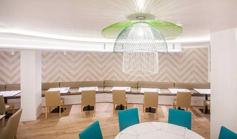 호텔 Villa Mandi Golf Resort