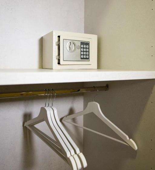 تختخواب و صبحانه Cammaroomì