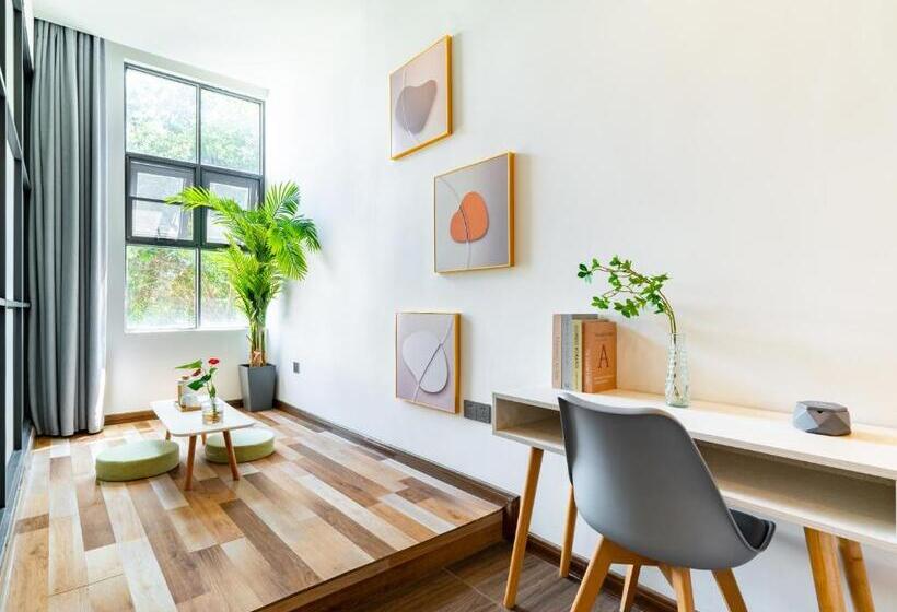 בית מלון כפרי Beihai Silver Beach Yintai Time Seaview Villa