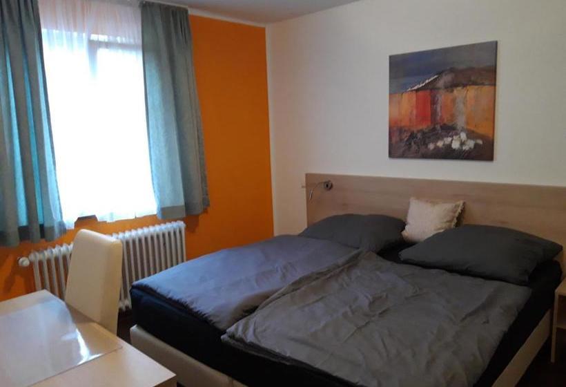 בית מלון כפרי Cafe Restaurant Rohan