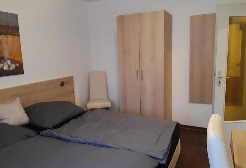 בית מלון כפרי Cafe Restaurant Rohan