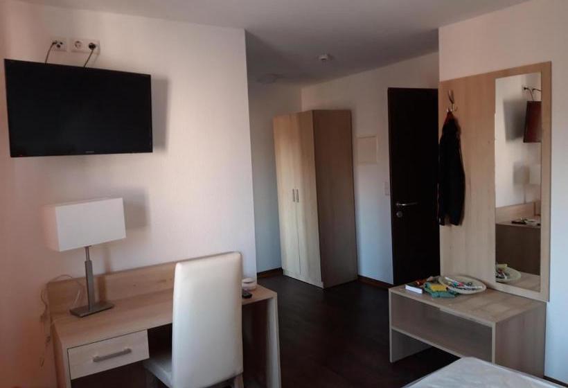 בית מלון כפרי Cafe Restaurant Rohan