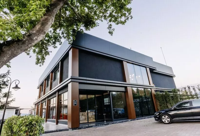 Ozkum Park Otel
