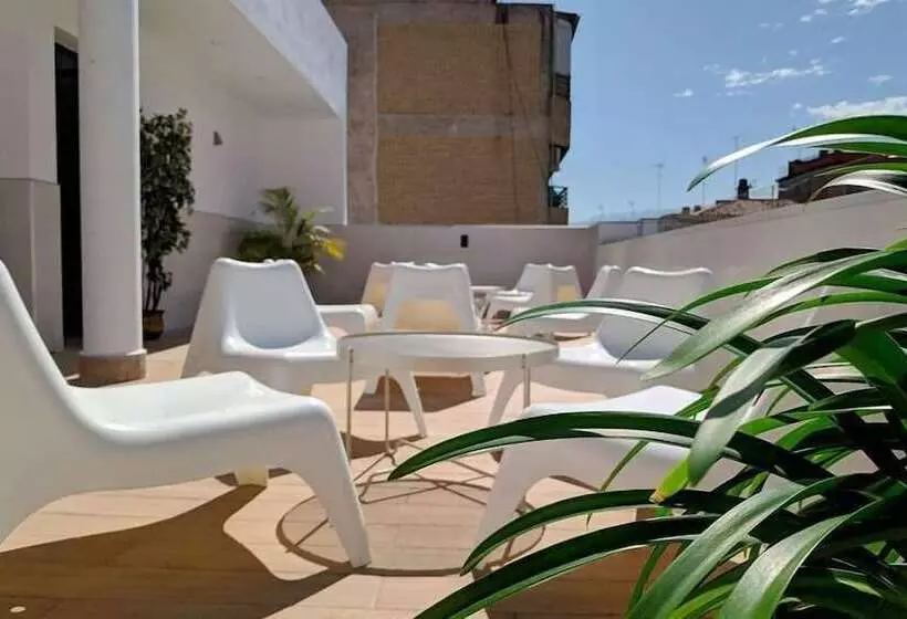 پانسیون Broz Hostel