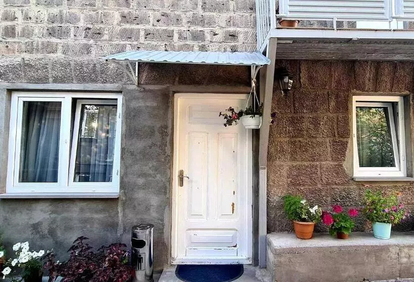 پانسیون Central Guesthouse Gyumri