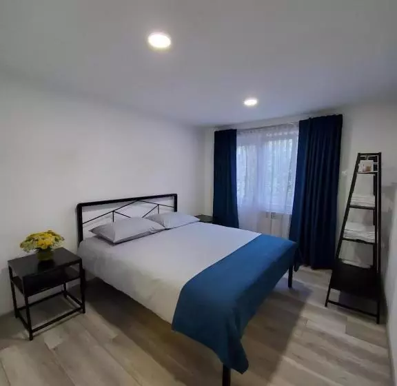 پانسیون Central Guesthouse Gyumri