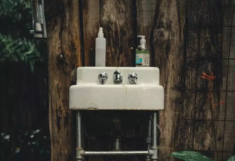 Retkeilymaja Airstream By The Sea