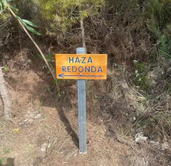 تختخواب و صبحانه Haza Redonda