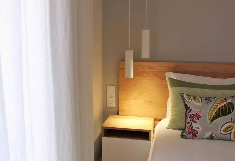 Cardeal Suites & Apartments