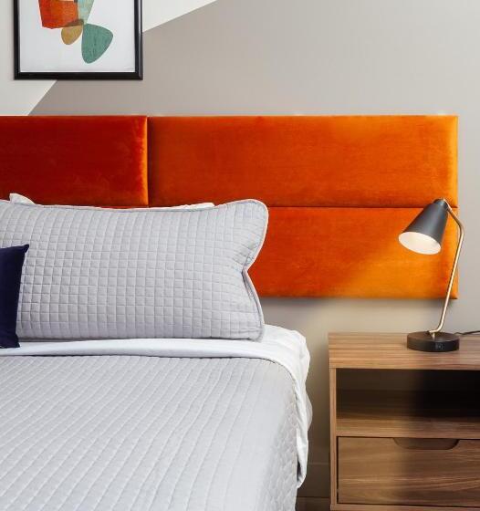 호텔 4411 Inn & Suites