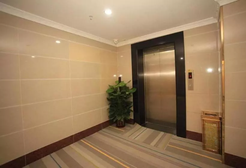 ホテル 7days Inn Foshan Pingzhou Jade Street East Gate Branch