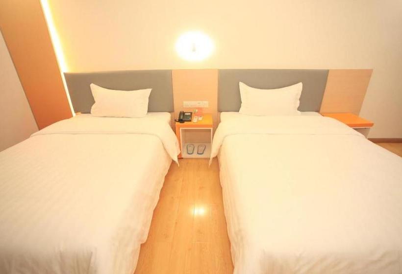 Hotel 7days Inn Foshan Pingzhou Jade Street East Gate Branch