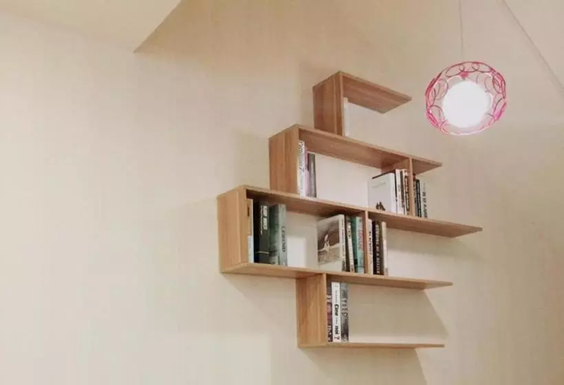 Hotelli 7days Inn Xinyang Railway Station Square Branch