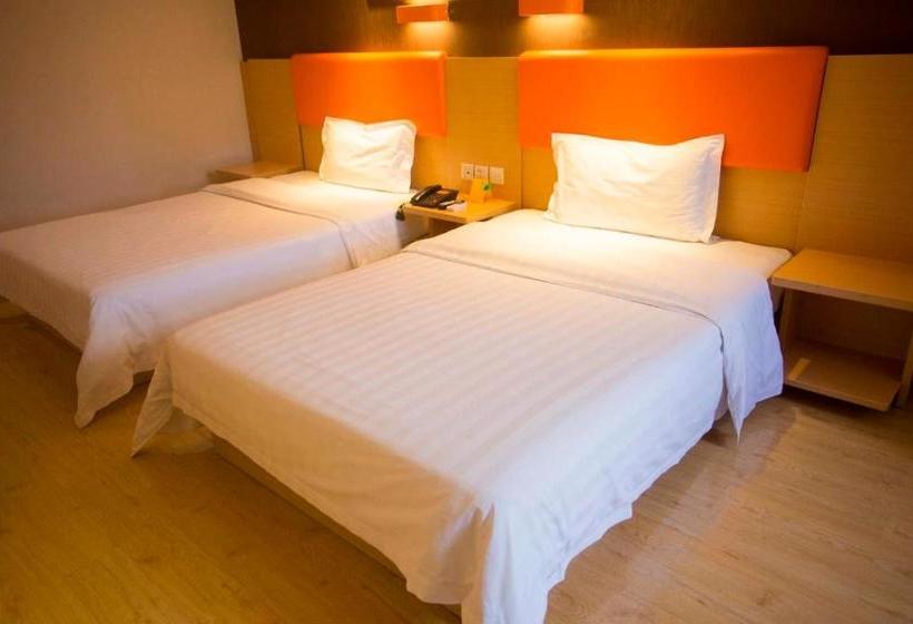 בית מלון כפרי 7days Premium Xiamen Airport Dianqian Subway Station Branch