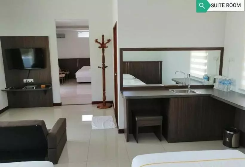 هتل D View Holiday Home