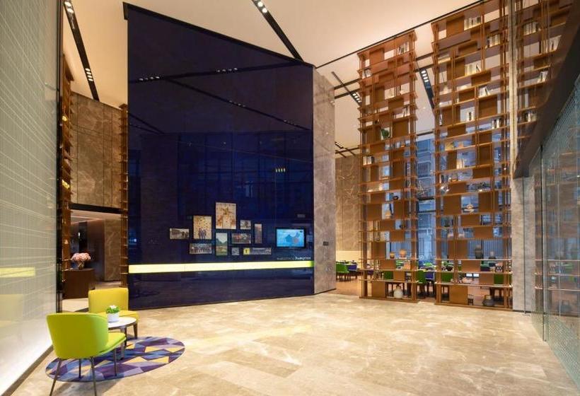 בית מלון כפרי Hampton By Hilton Nanning East Station