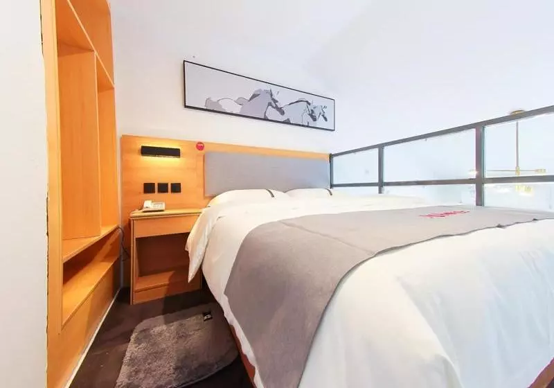 Jun Hotels Gangxi Nanning Wuming Xiangshan Avenue