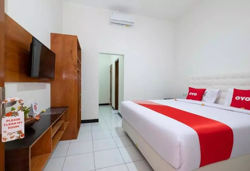 ホテル Oyo 3776 Sondara Guest House