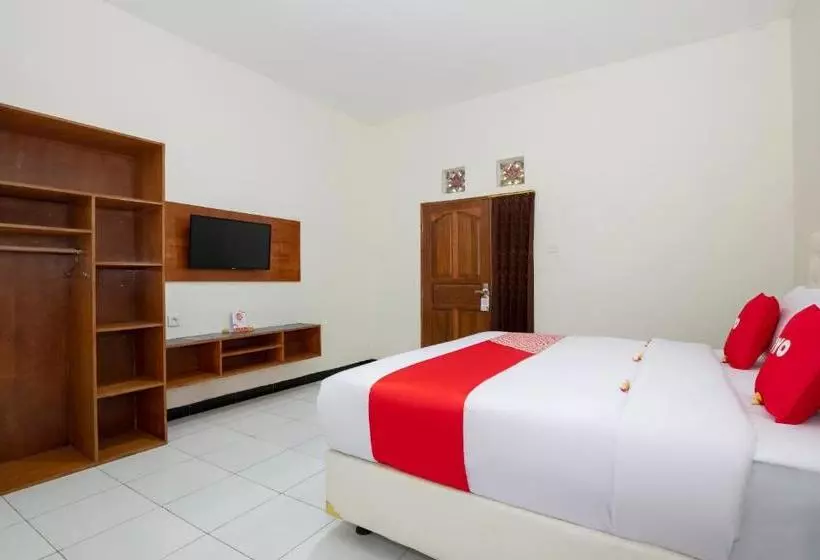 ホテル Oyo 3776 Sondara Guest House