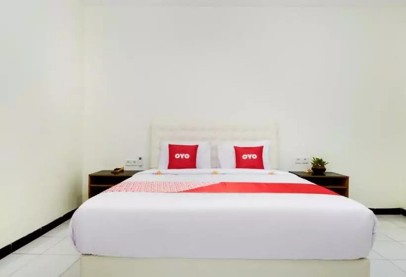 ホテル Oyo 3776 Sondara Guest House