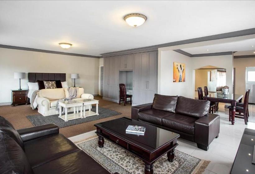 هتل Saint George  & Conference Venue