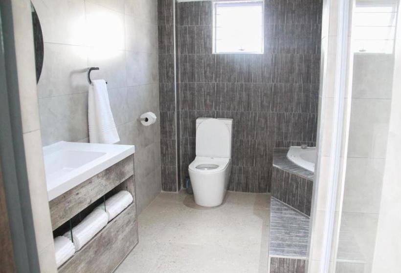 Hotel The Cato Suites