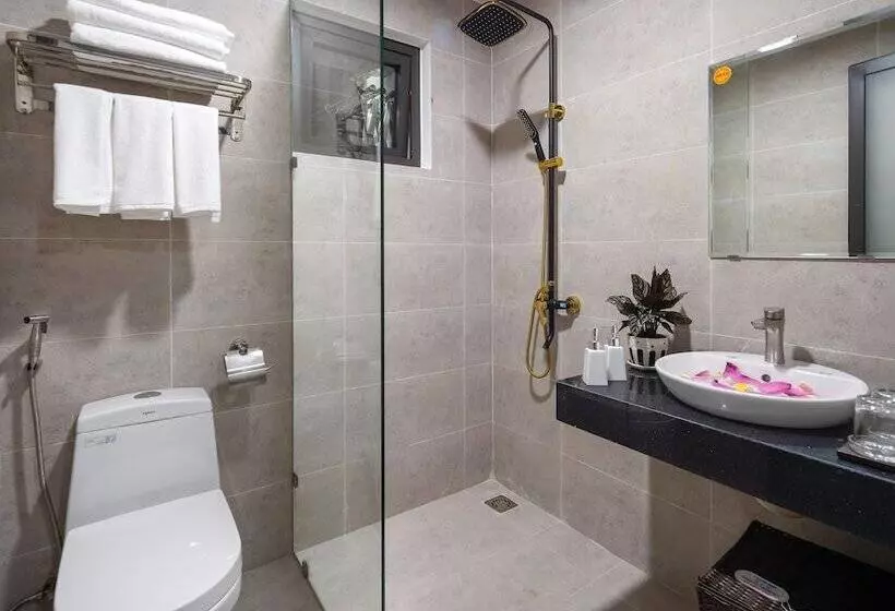 Tiditel Hotel And Apartment